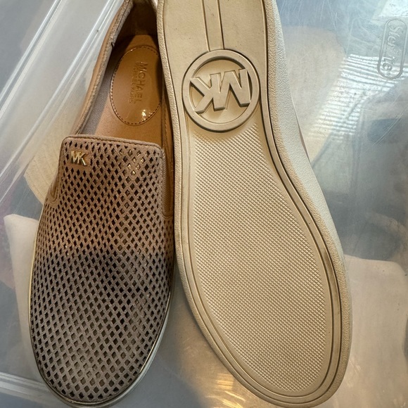 New MK Keaton rose gold slip on fashion sneakers - Picture 3 of 5